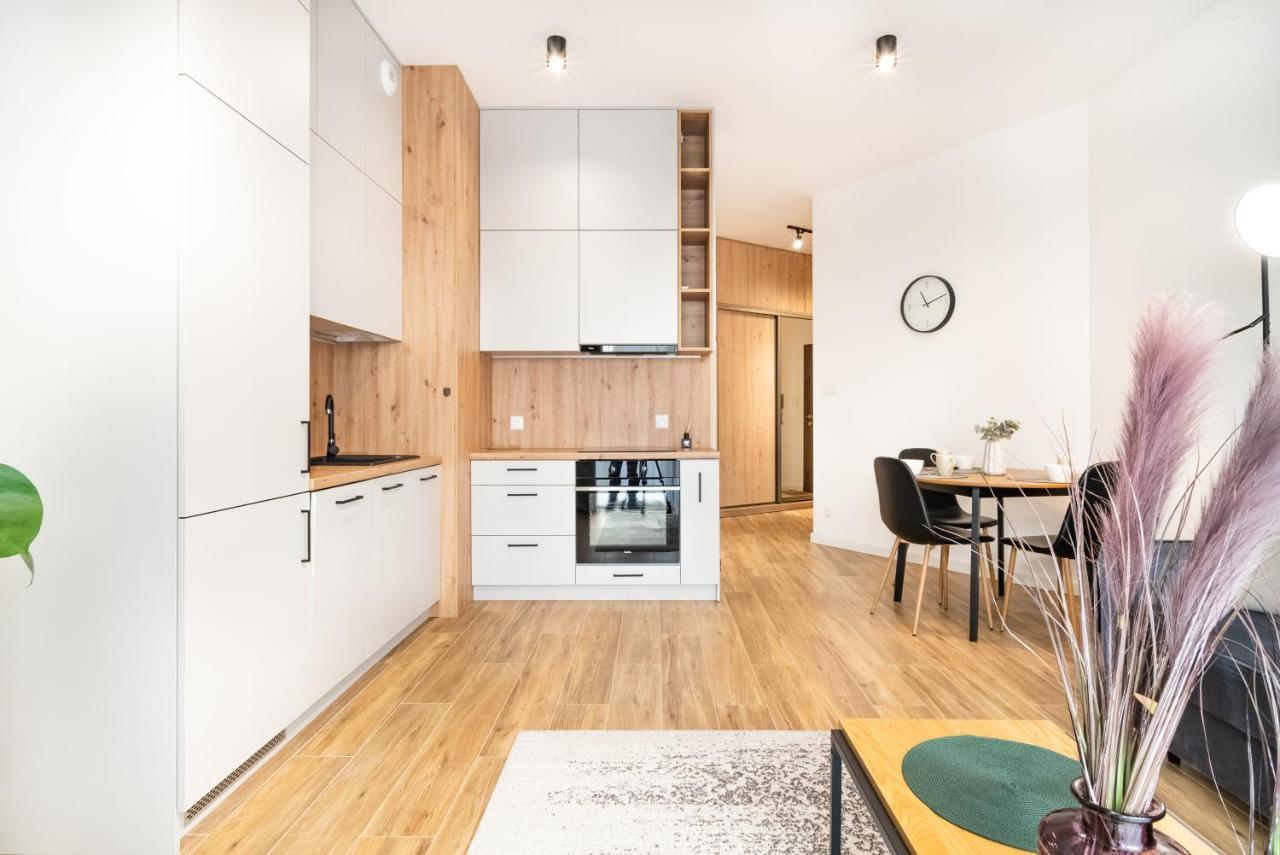 Apartamentysnu, Struga Tower Deep Purple Apartment Radom